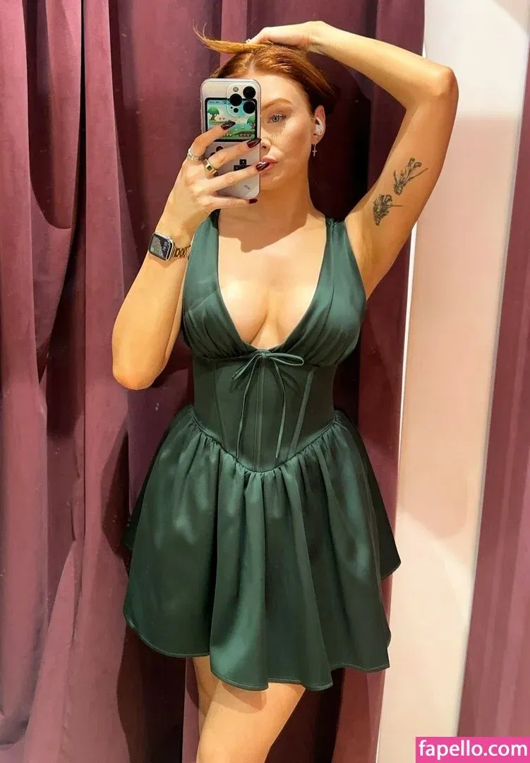 Elz The Witch Onlyfans Photo Gallery 