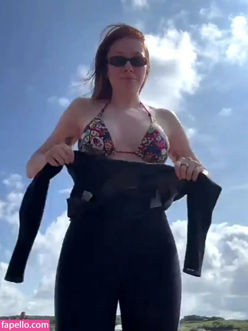 Elz The Witch Onlyfans Photo Gallery 