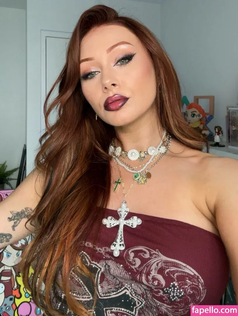 Elz The Witch Onlyfans Photo Gallery 