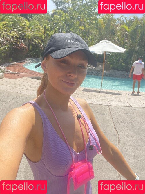 Elz The Witch Onlyfans Photo Gallery 