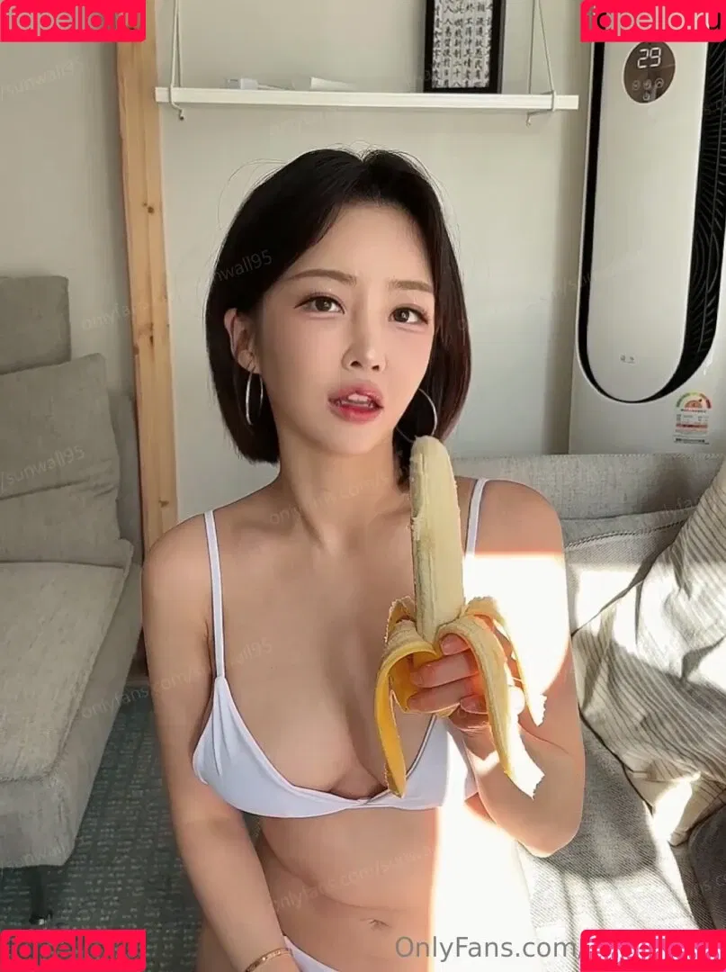 chungwall Onlyfans Photo Gallery 