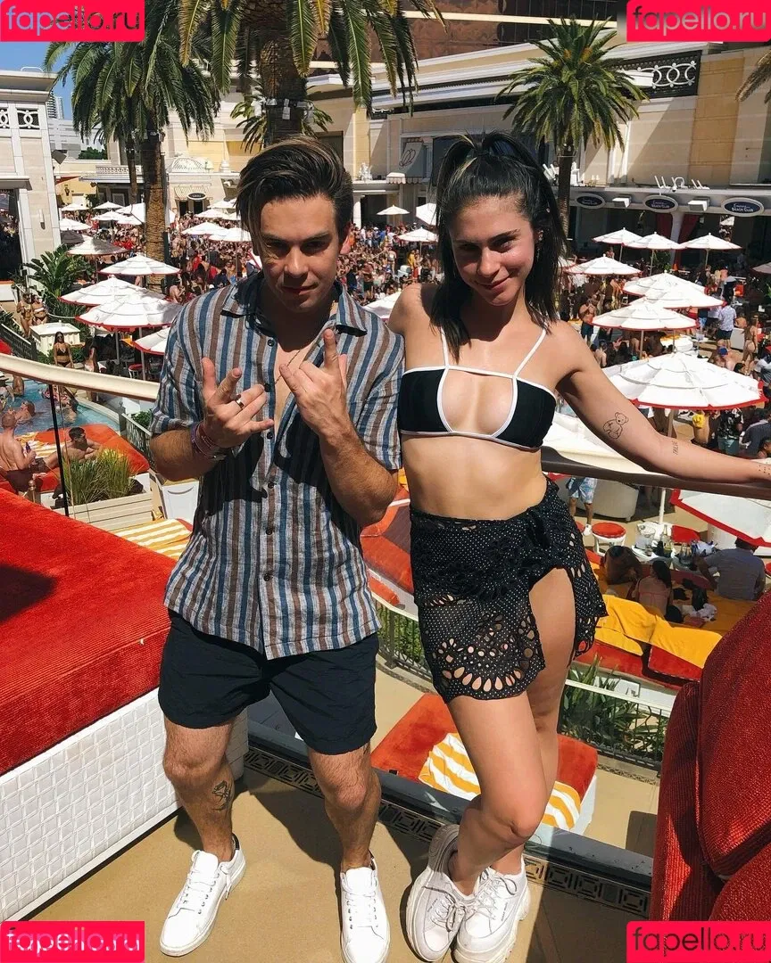 Kelsey Kreppel Onlyfans Photo Gallery 