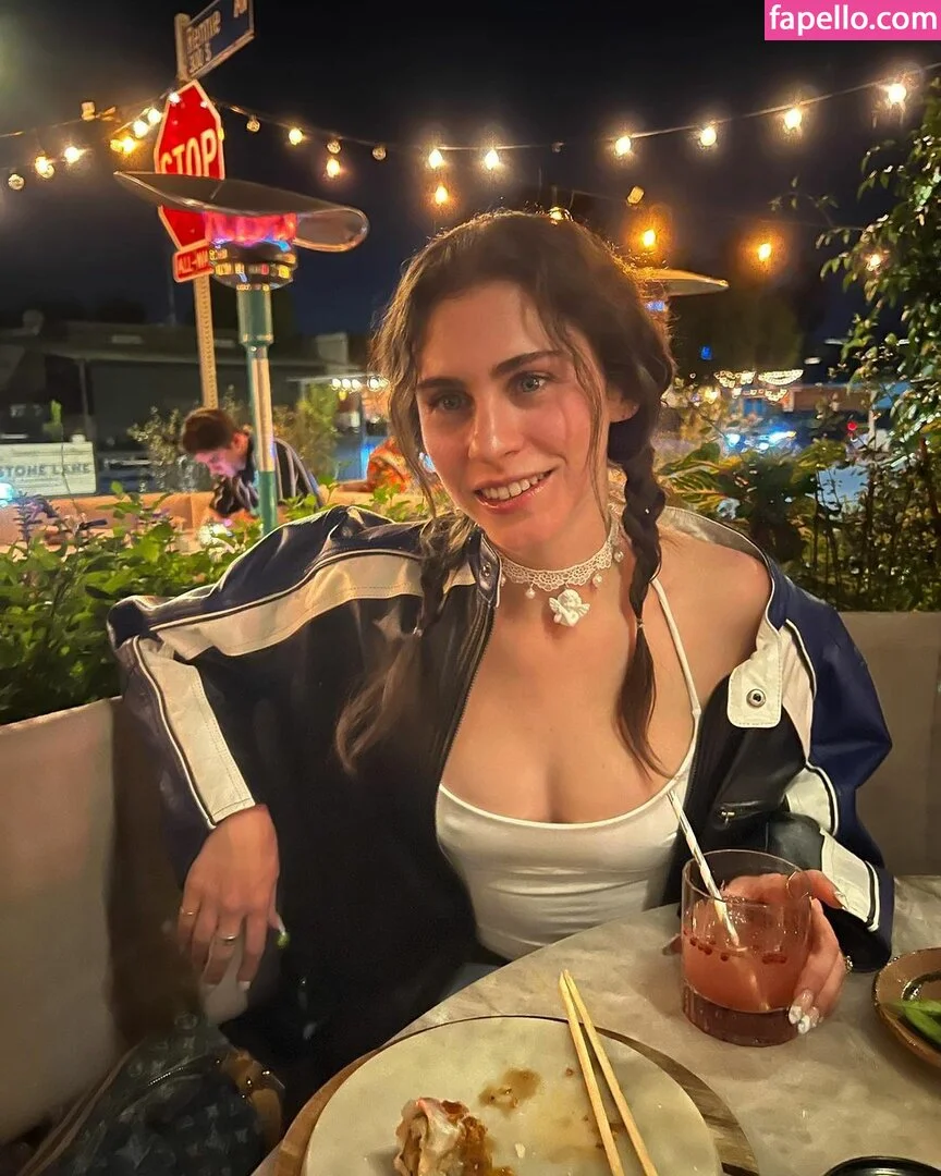 Kelsey Kreppel Onlyfans Photo Gallery 