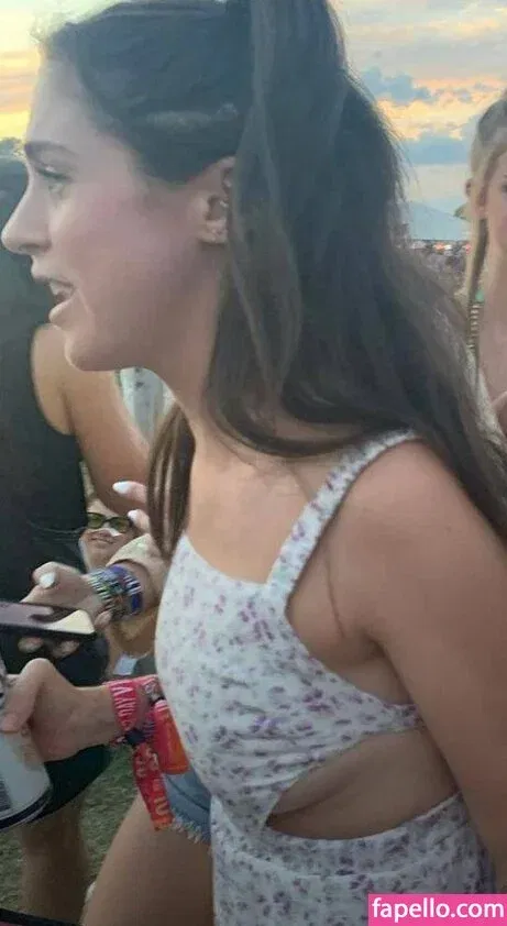 Kelsey Kreppel Onlyfans Photo Gallery 