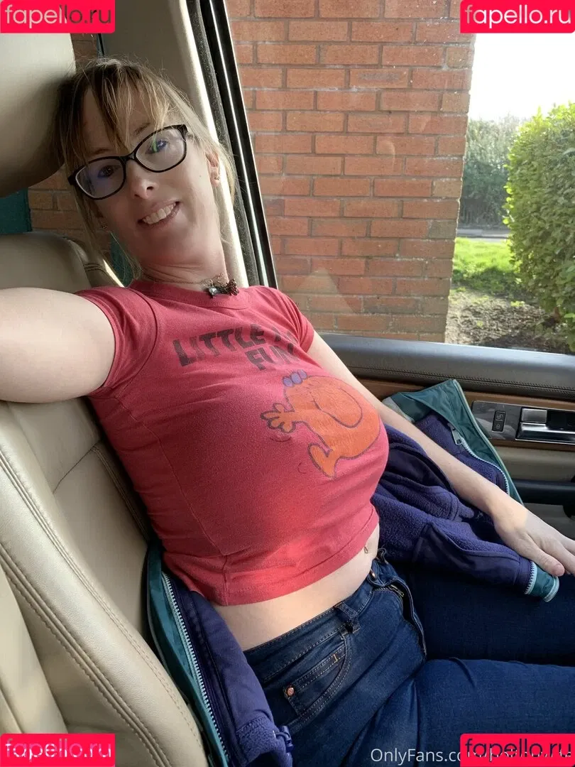 BoltOnWife Onlyfans Photo Gallery 