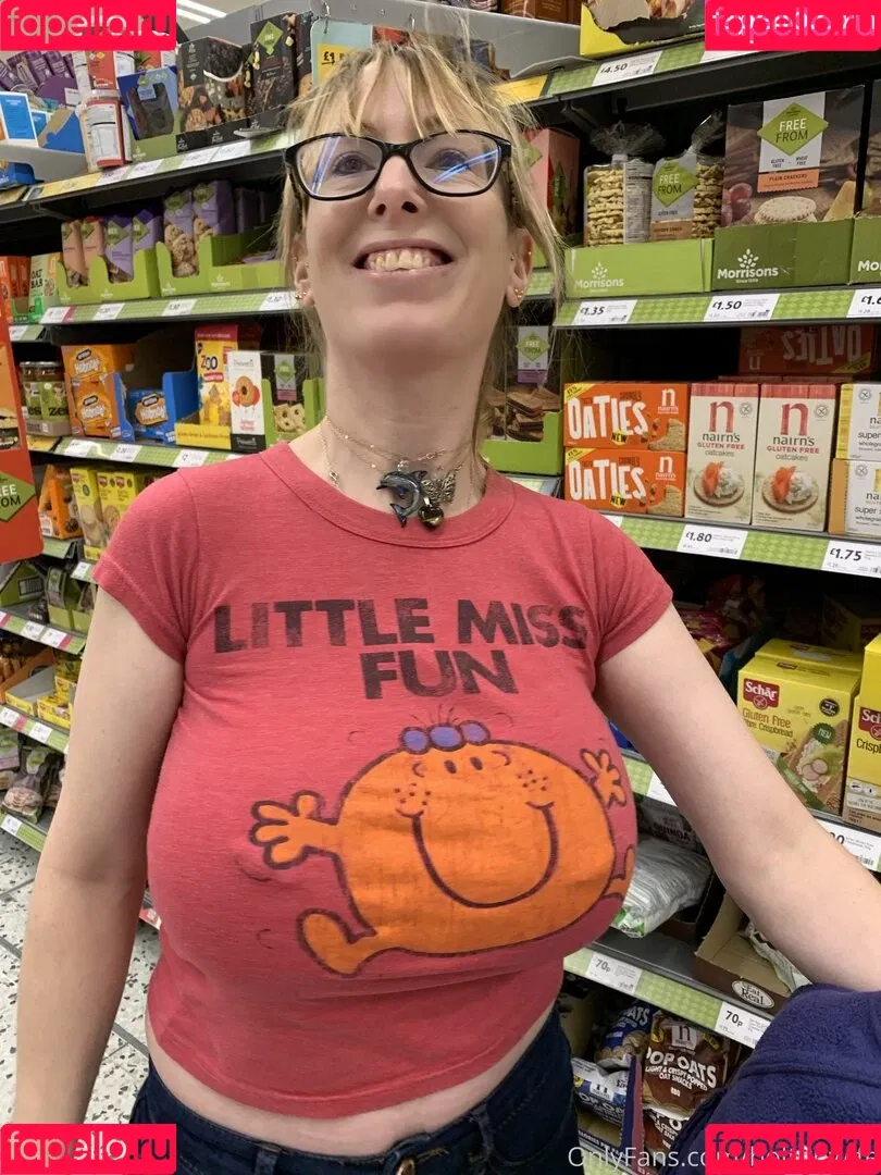 BoltOnWife Onlyfans Photo Gallery 