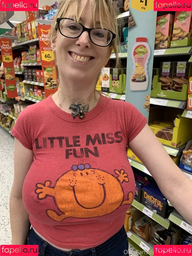 BoltOnWife Onlyfans Photo Gallery 