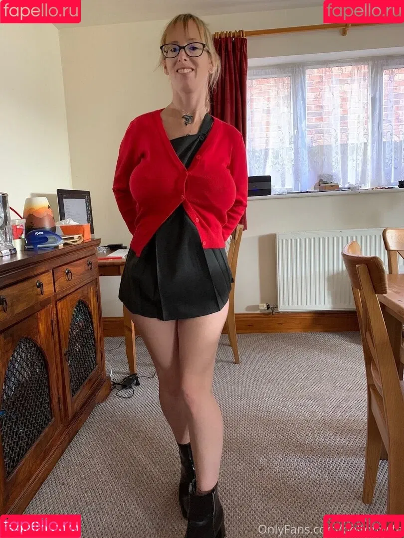 BoltOnWife Onlyfans Photo Gallery 