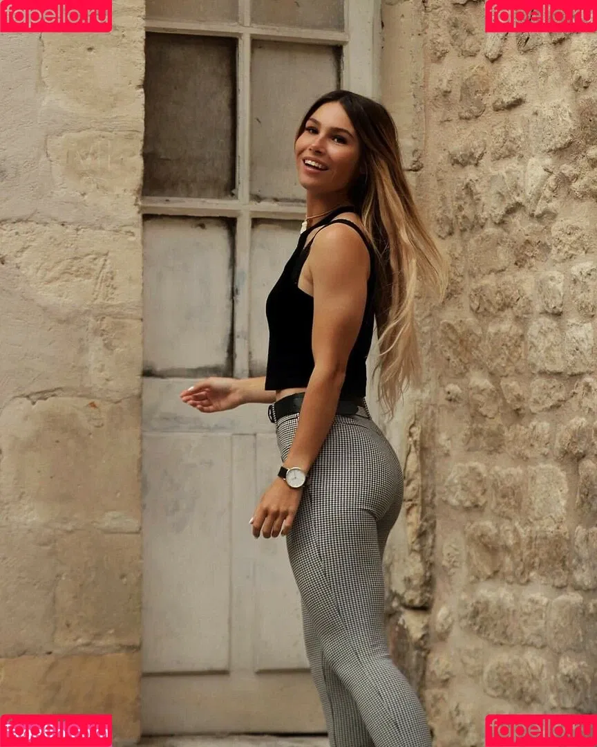 Adele_tsy Onlyfans Photo Gallery 