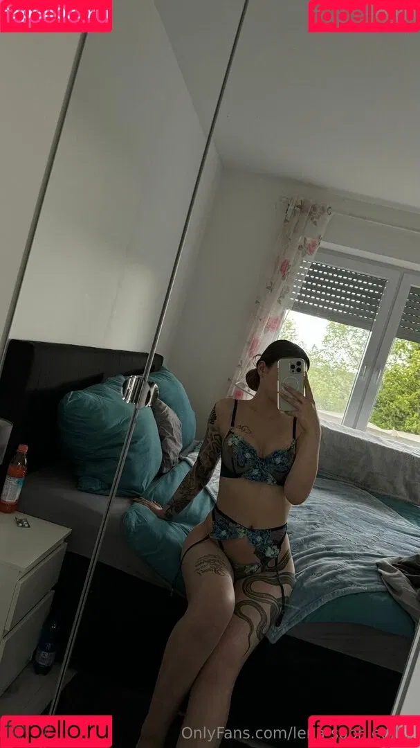 Lena-Sophie Onlyfans Photo Gallery 