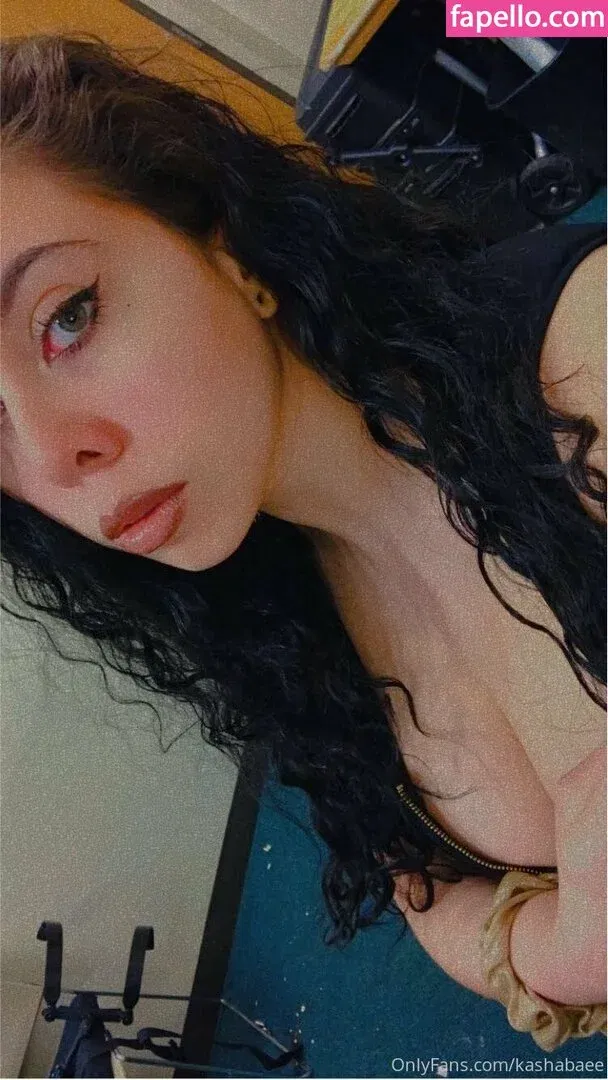 kashabaee Onlyfans Photo Gallery 