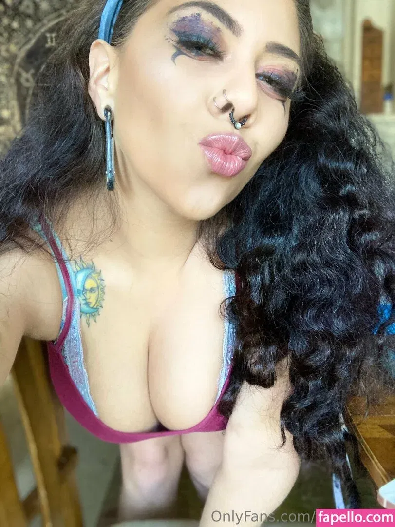 kashabaee Onlyfans Photo Gallery 