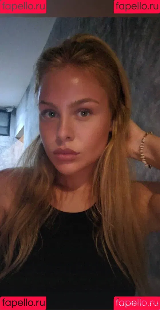 Sophie Pettifer Onlyfans Photo Gallery 