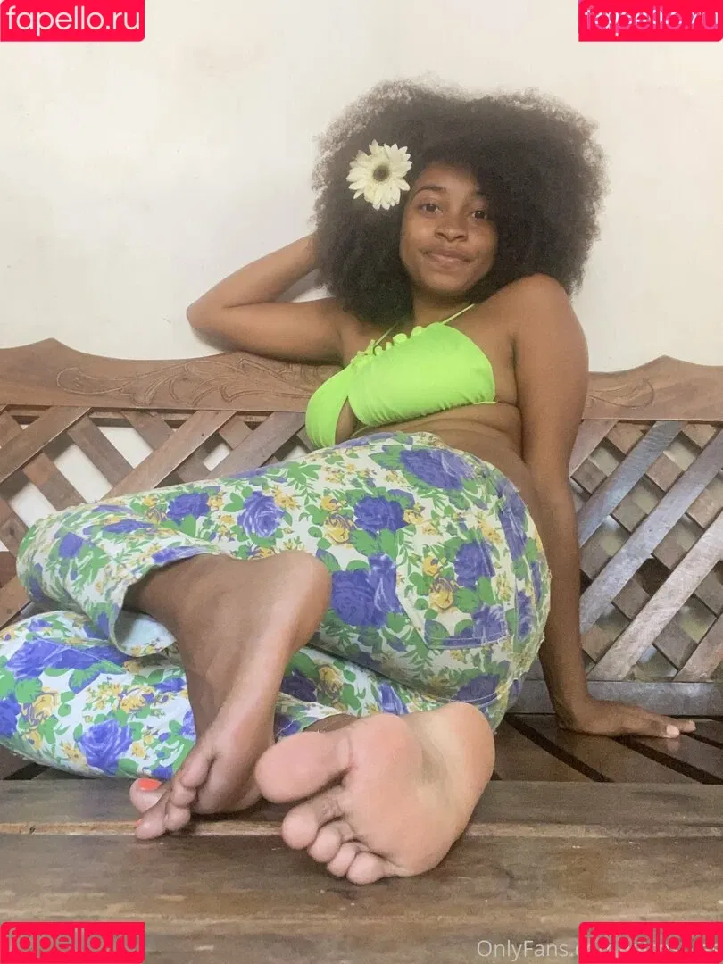 kittnsoles Onlyfans Photo Gallery 