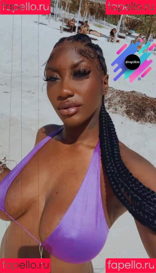 Aya Nakamura Onlyfans Photo Gallery 