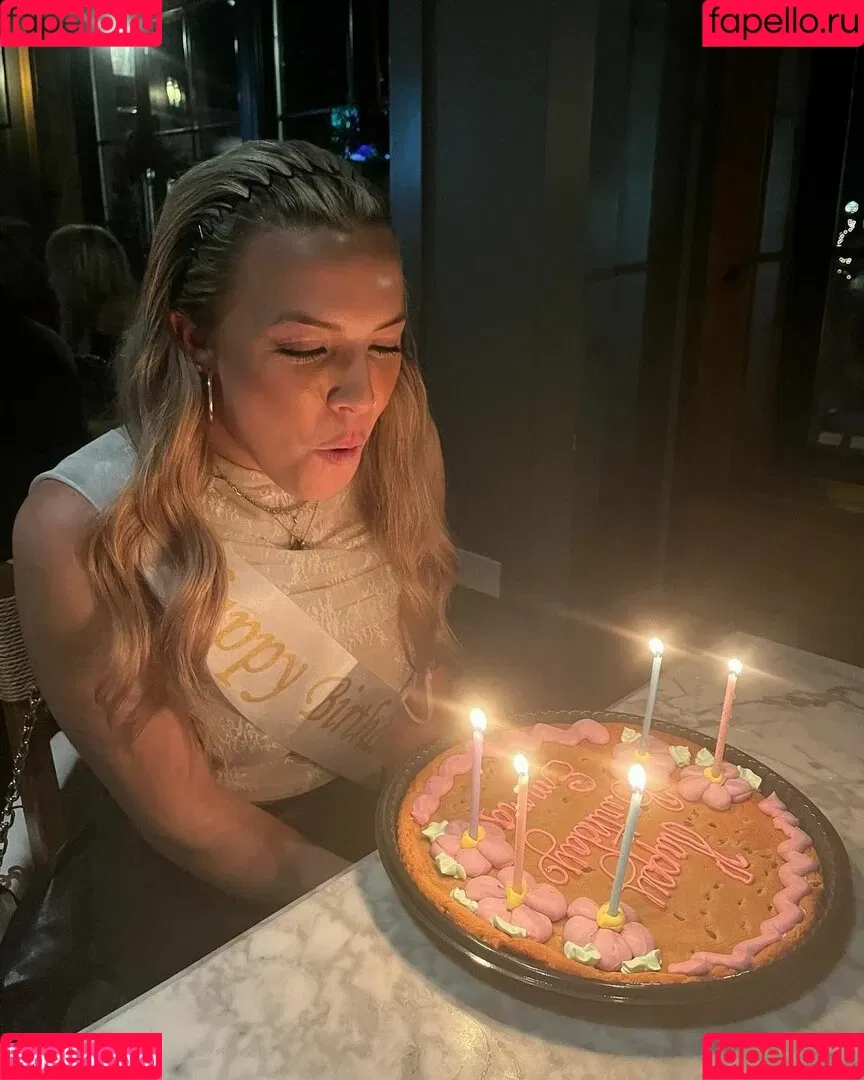 Emma Keefe Onlyfans Photo Gallery 