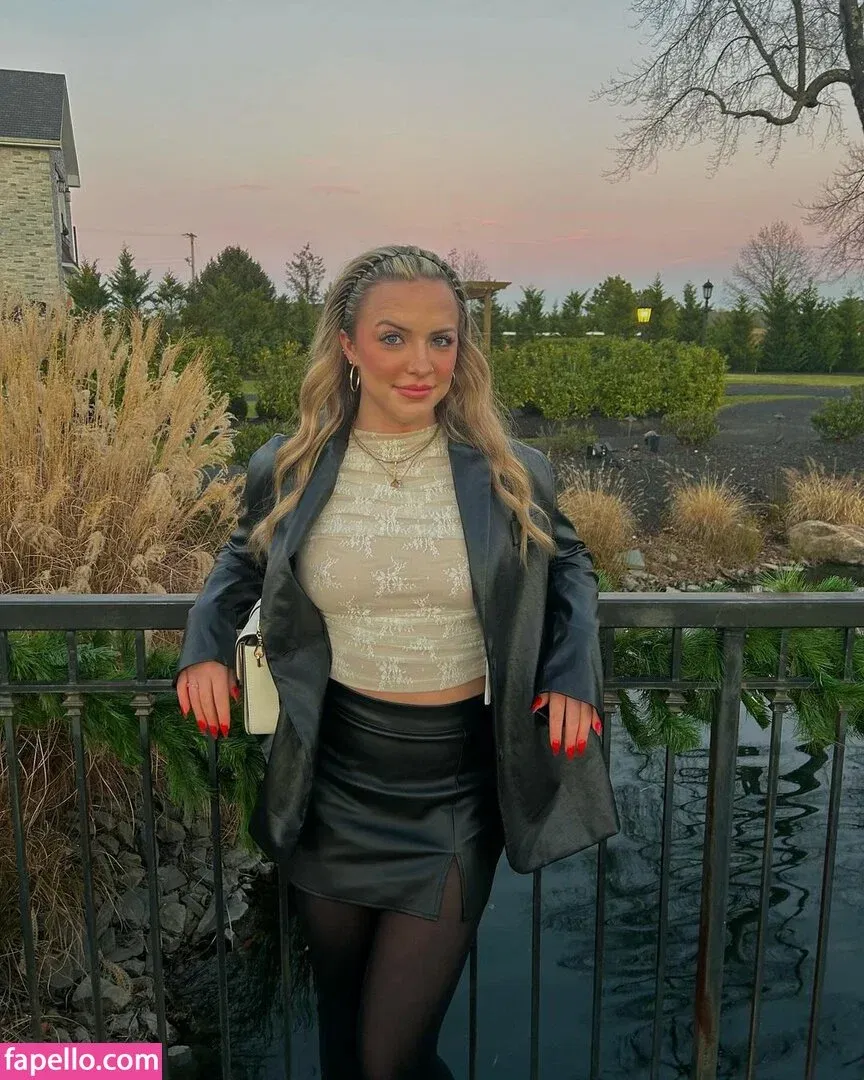 Emma Keefe Onlyfans Photo Gallery 