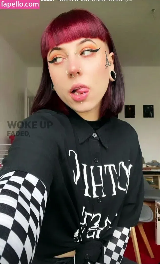 144memories Onlyfans Photo Gallery 