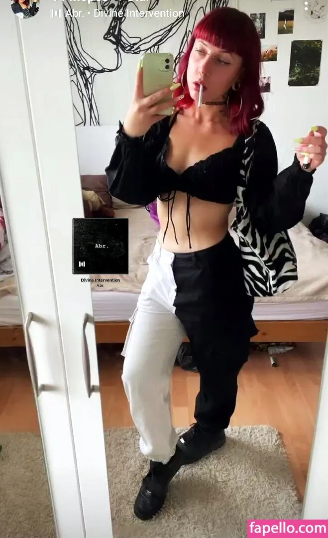 144memories Onlyfans Photo Gallery 