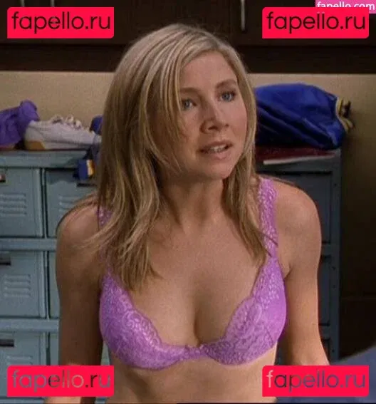 Sarah Chalke Onlyfans Photo Gallery 