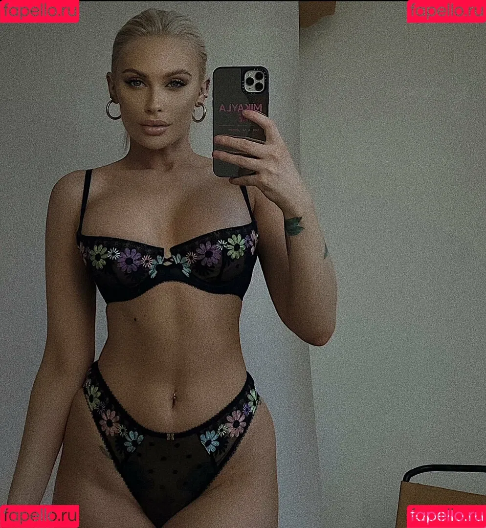 mikkib Onlyfans Photo Gallery 