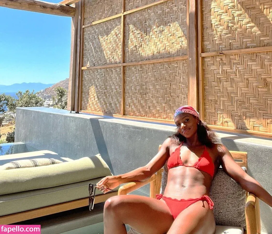 Dina Asher Smith Onlyfans Photo Gallery 