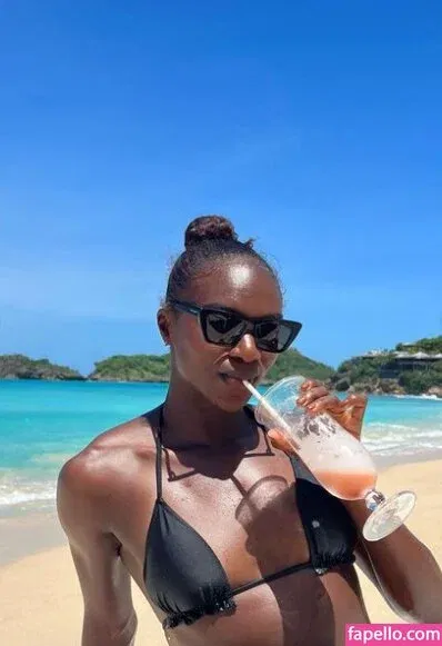 Dina Asher Smith Onlyfans Photo Gallery 
