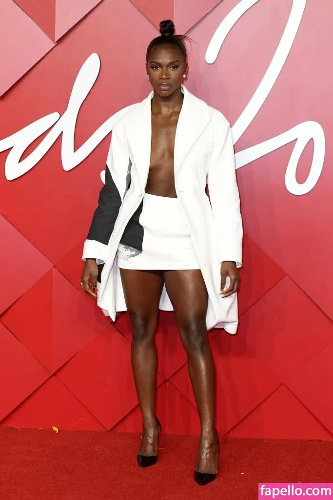 Dina Asher Smith Onlyfans Photo Gallery 