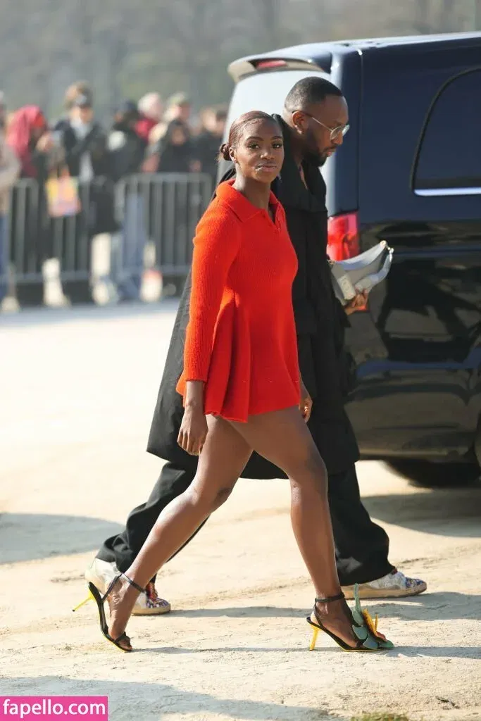 Dina Asher Smith Onlyfans Photo Gallery 