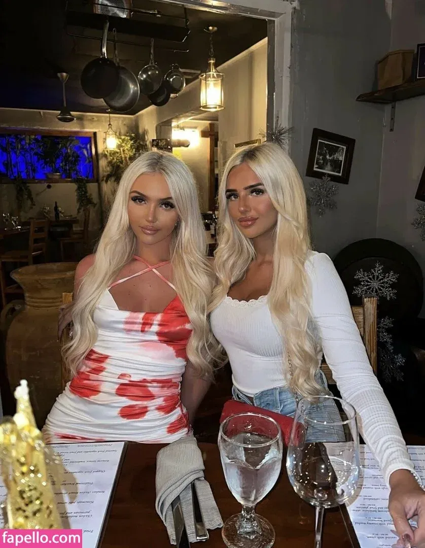 Ellie Coldwell Onlyfans Photo Gallery 