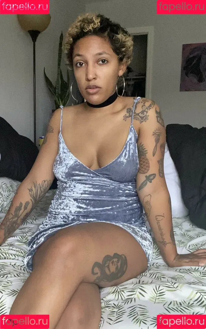 Yaddy Bee Onlyfans Photo Gallery 