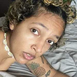 Yaddy Bee Onlyfans Photo Gallery 