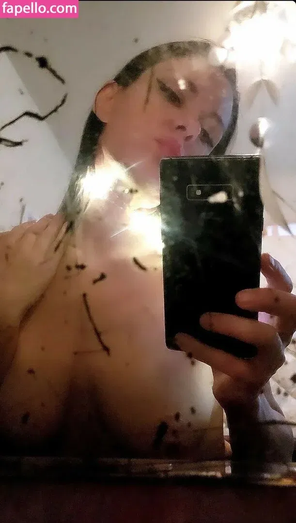 VioletteHay Onlyfans Photo Gallery 