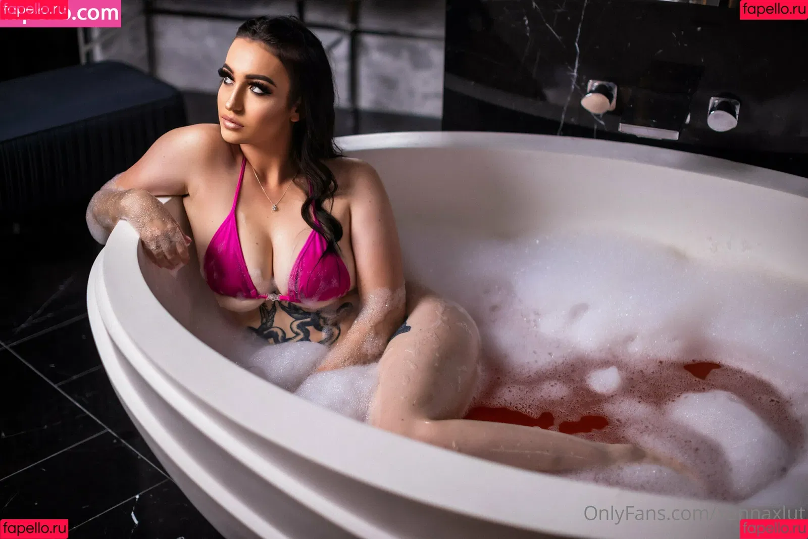 xannaxlut Onlyfans Photo Gallery 