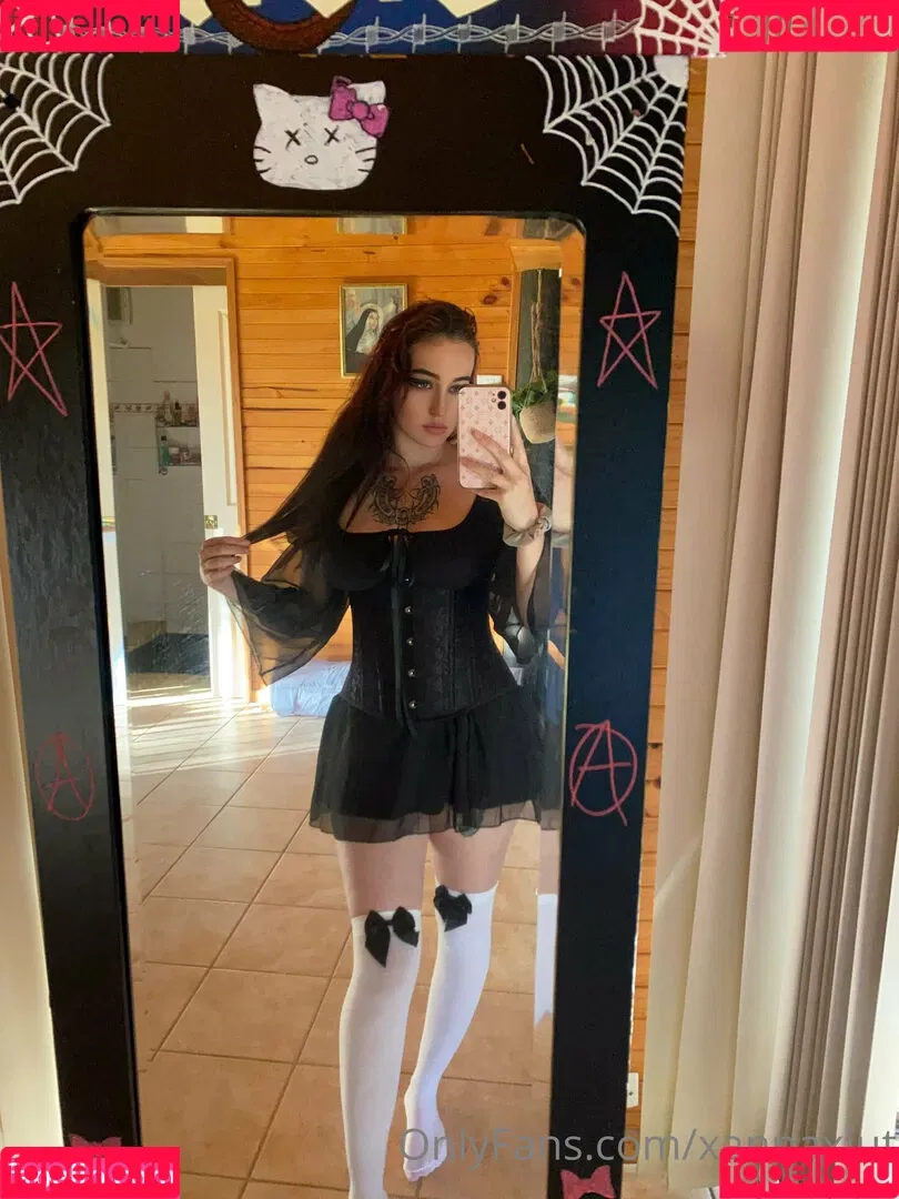 xannaxlut Onlyfans Photo Gallery 