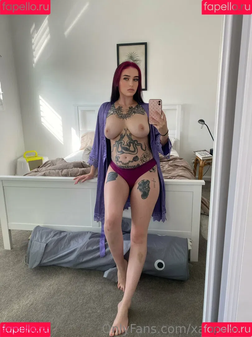 xannaxlut Onlyfans Photo Gallery 
