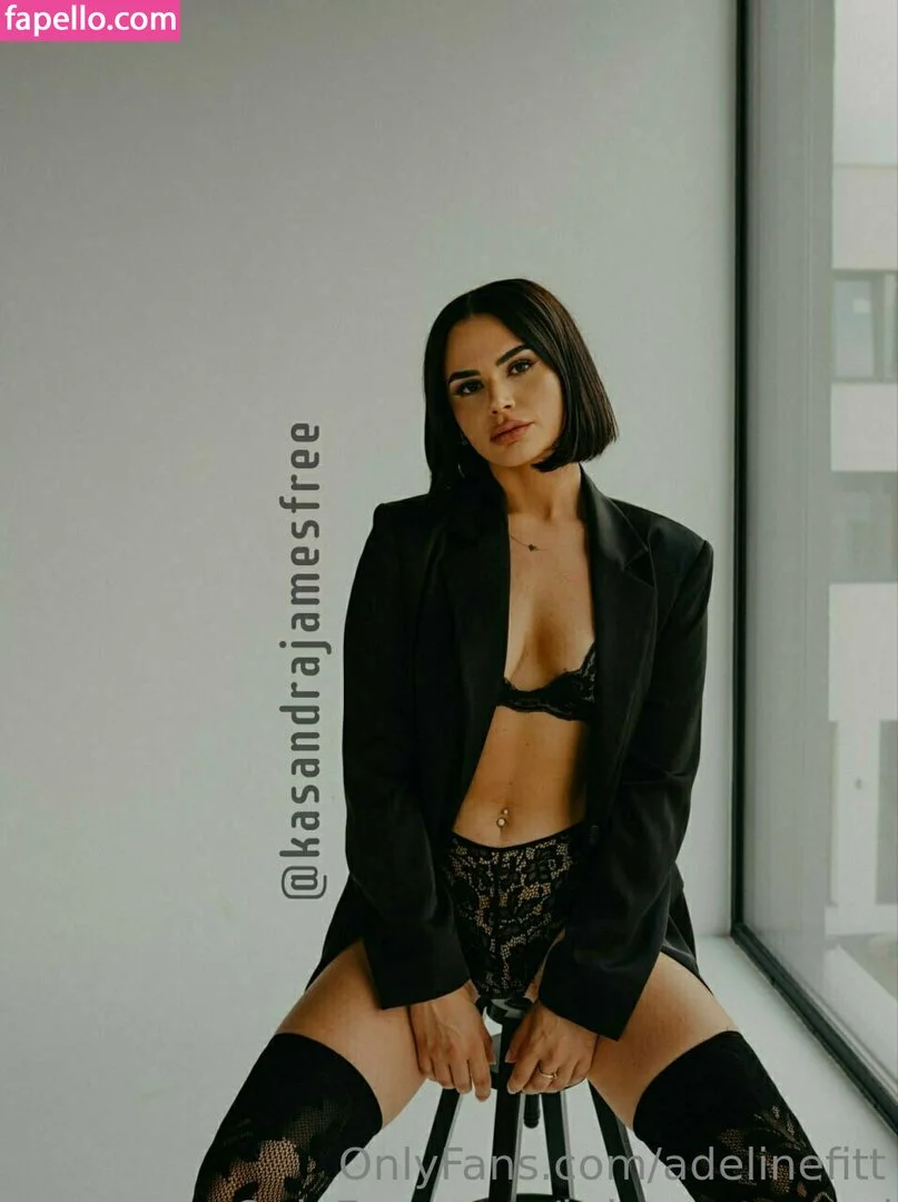 adelinefitt Onlyfans Photo Gallery 