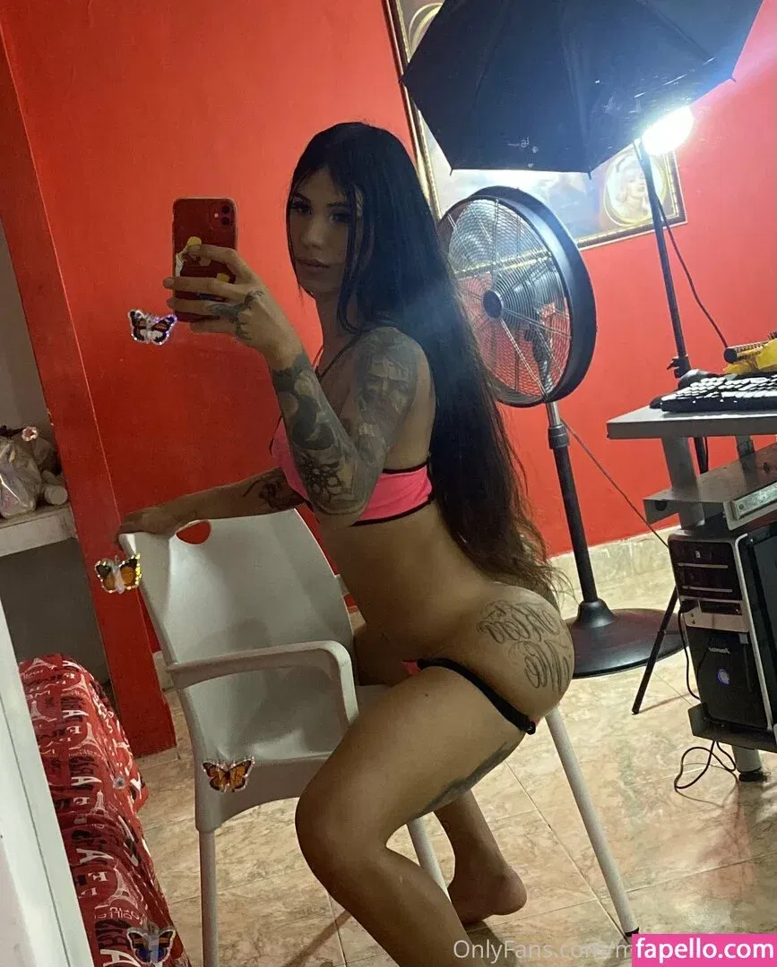 holy_girl Onlyfans Photo Gallery 