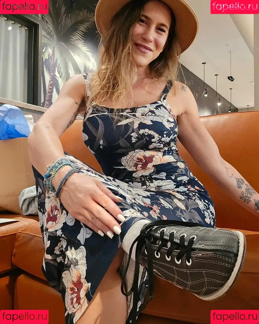 Aderes Quin Onlyfans Photo Gallery 
