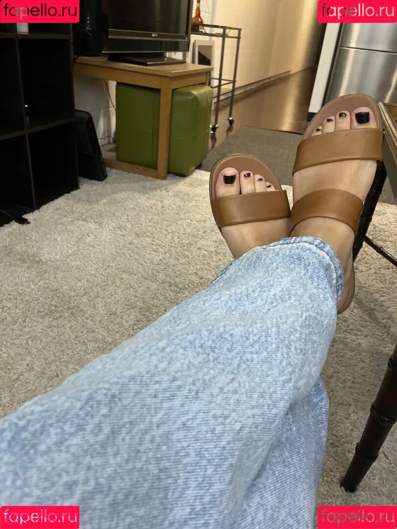 goddessvalentinaaa Onlyfans Photo Gallery 