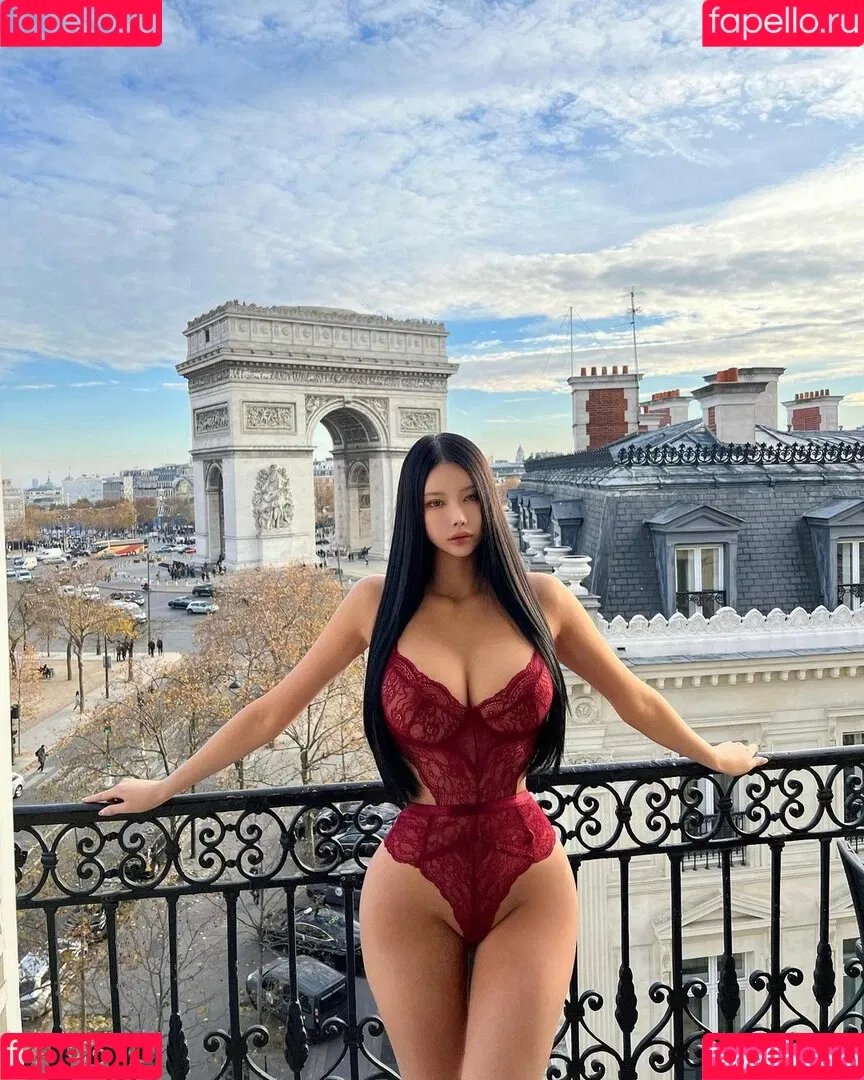 Baek Si Young Onlyfans Photo Gallery 