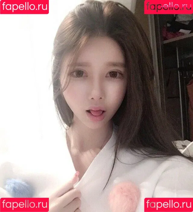 Baek Si Young Onlyfans Photo Gallery 