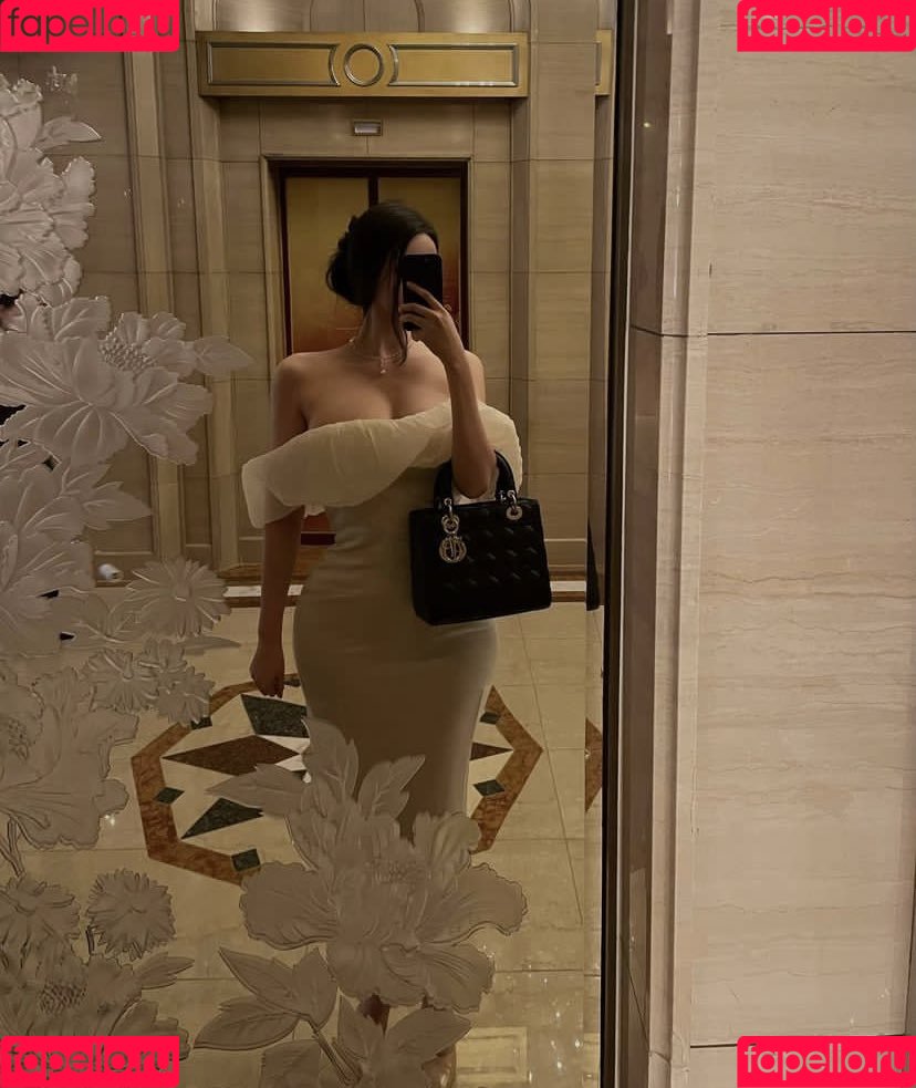 Baek Si Young Onlyfans Photo Gallery 