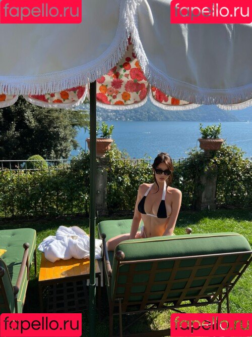 Baek Si Young Onlyfans Photo Gallery 