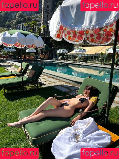 Baek Si Young Onlyfans Photo Gallery 