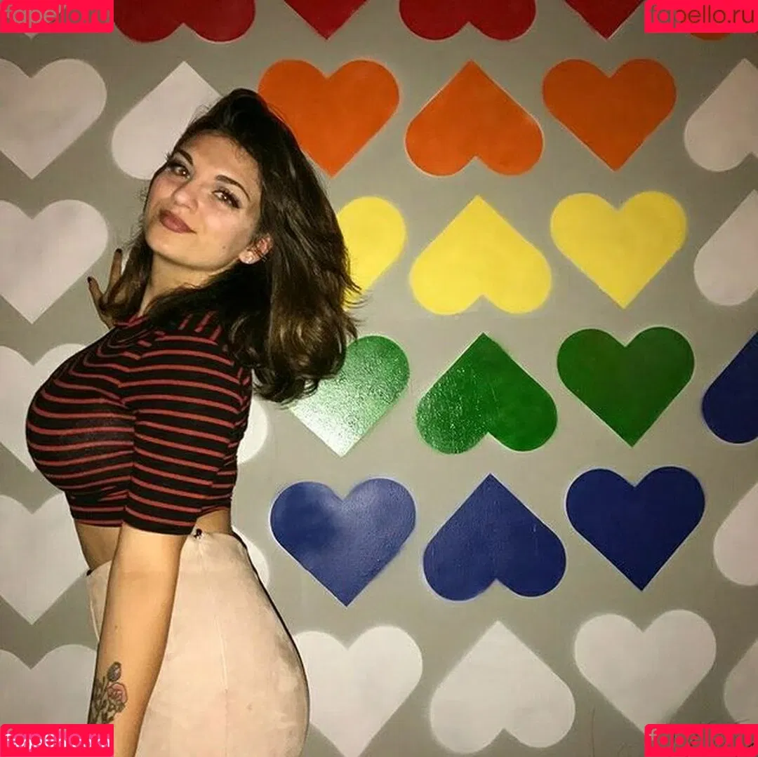 Kaitlyn M Onlyfans Photo Gallery 