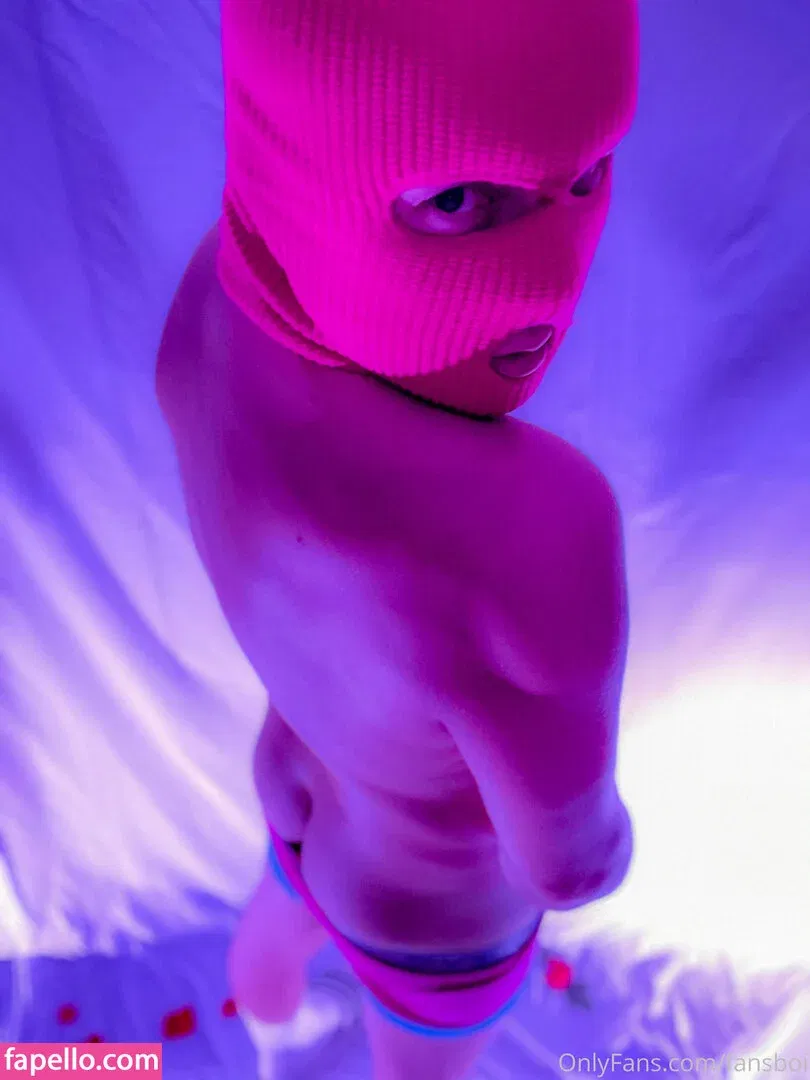 ofbangs Onlyfans Photo Gallery 