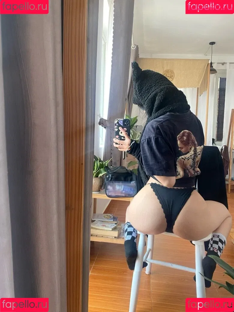 sorrylyly Onlyfans Photo Gallery 
