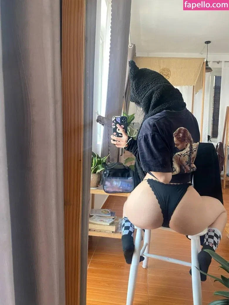 sorrylyly Onlyfans Photo Gallery 