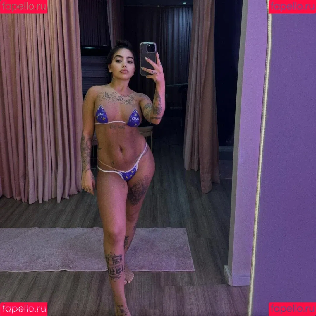 MC Mirella Onlyfans Photo Gallery 